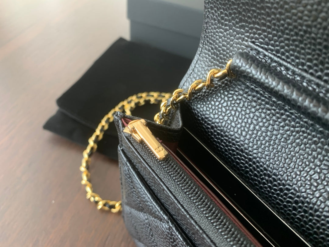 CHANEL WOC 19CM BLACK CAVIAR GOLD HARDWARE
