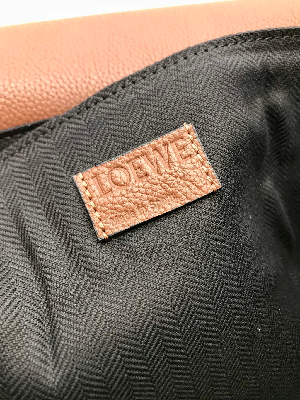 LOE 33 XS MILITARY MESSENGER BAG IN WINTER BROWN CALFSKIN AND JACQUARD