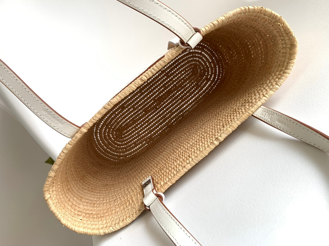 LOEWE 25S BASKET BAG 30 IN NATURAL MIX WHITE RAFFIA CALFSKIN SHOULDER STRAP