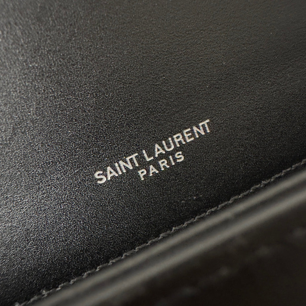 KATE TASSEL 20 BLACK CALFSKIN WITH SILVER LOGO
