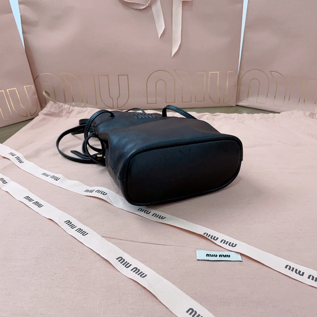 MINI BAG 17 IN BLACK SHINY CALFSKIN