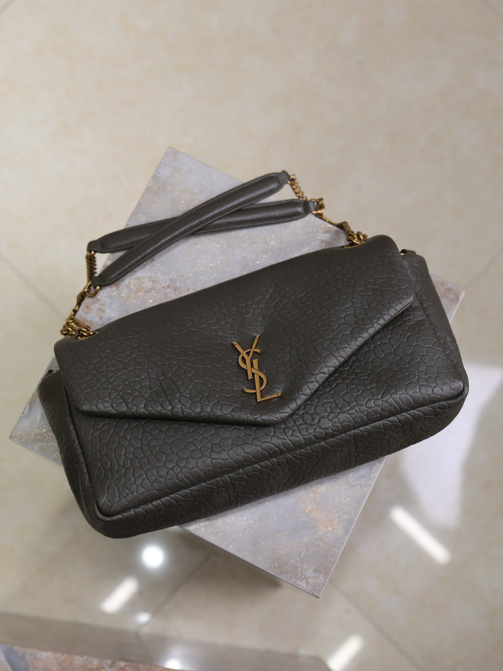 YSL 25S CALYPSO 30 IN DARK OLIVE GRAINED CALFSKIN GOLD HARDWRE