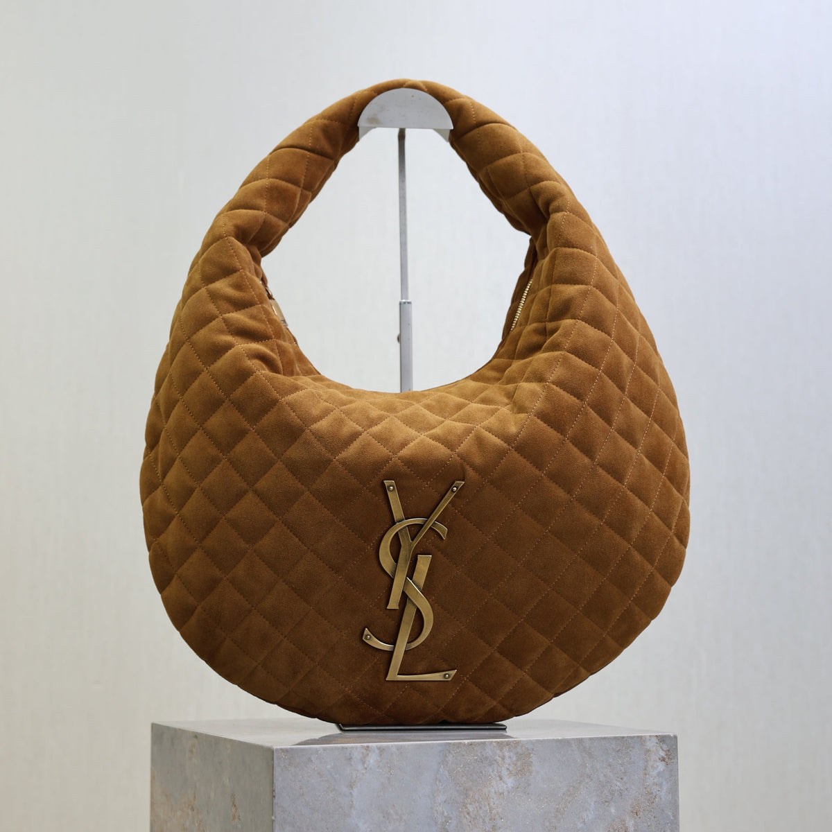 YSL 25S ICARINO 44 IN CARAMEL QUILTED SUEDE GOLD HARDWARE