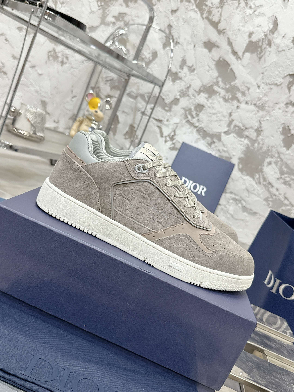DIOR 25S B27 UPTOWN LOW-TOP SNEAKERS IN GREY CALFSKIN STYLE 6