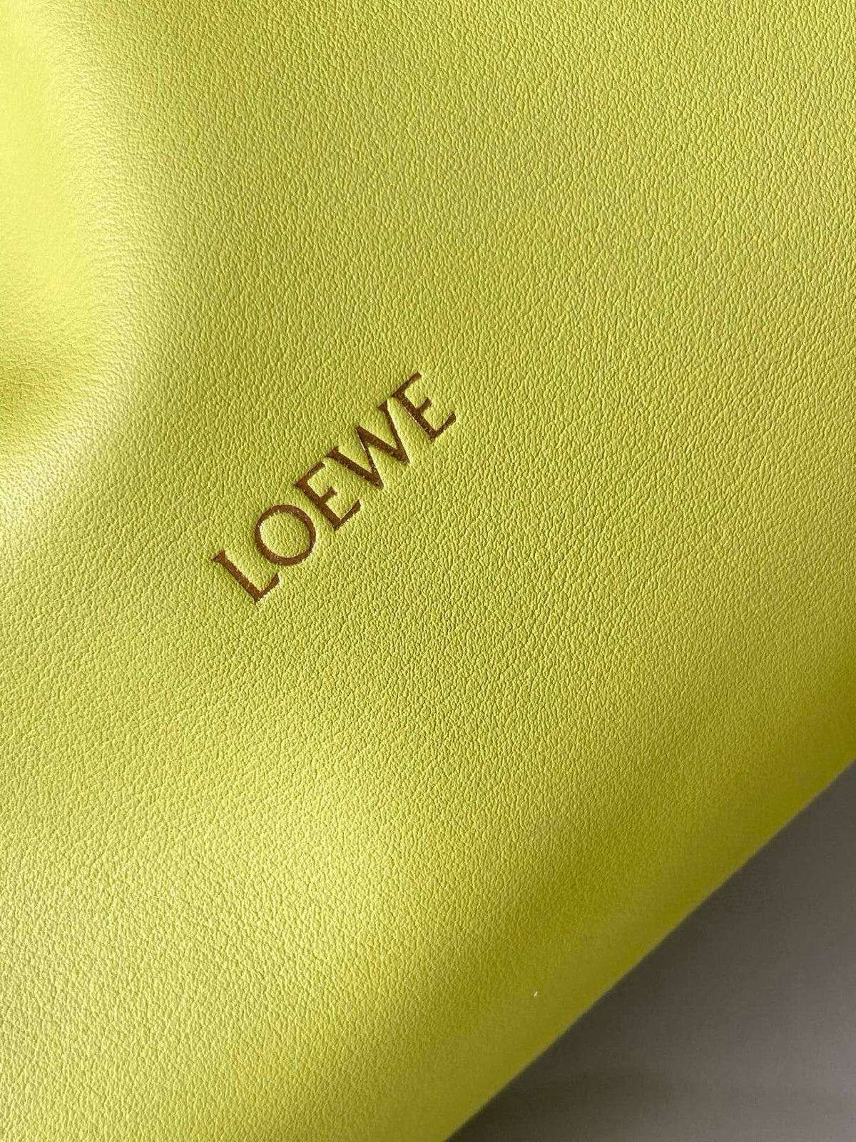 LOEWE 25S LARGE FLAMENCO CLUTCH BAG 30 IN LIME GOLD CALFSKIN