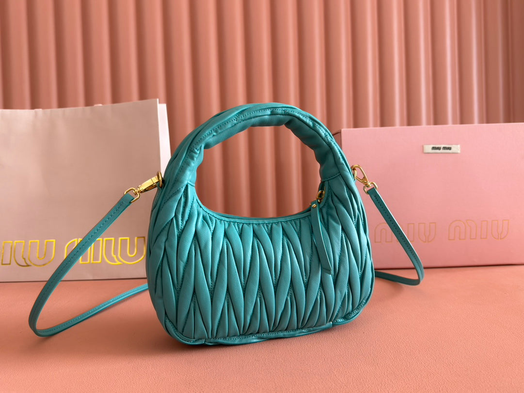 WANDER MATELASSÉ HANDBAG 23 IN LAGOON BLUE LAMBSKIN