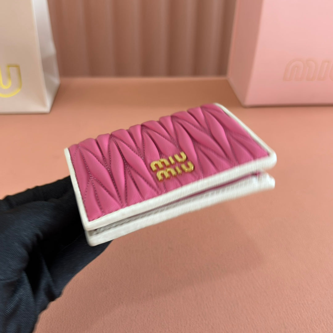 SMALL MATELASSÉ NAPPA LEATHER WALLET FUCHSIA