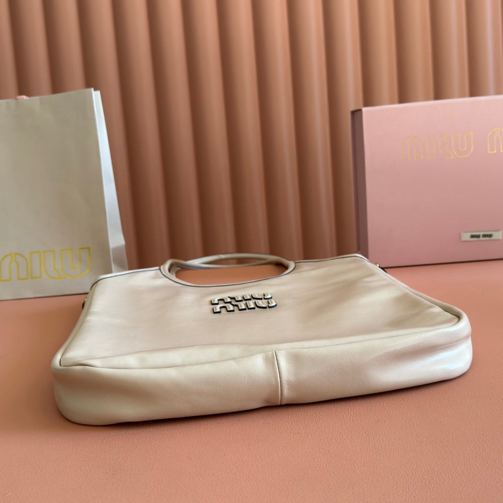 MIUMIU 26S IVY 40 TOTE IN BEIGE PATENT CALFSKIN