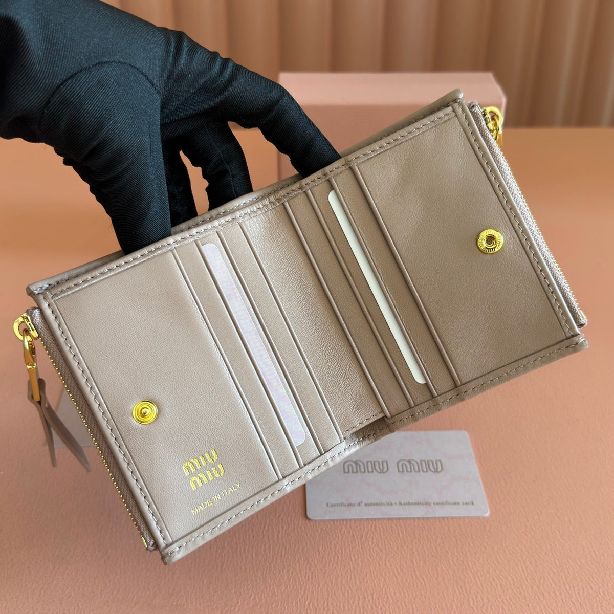 MIUMIU 26S SMALL MATELASSE CARD HOLDER 11 IN LIGHT BROWN CALFSKIN GOLD HARDWARE