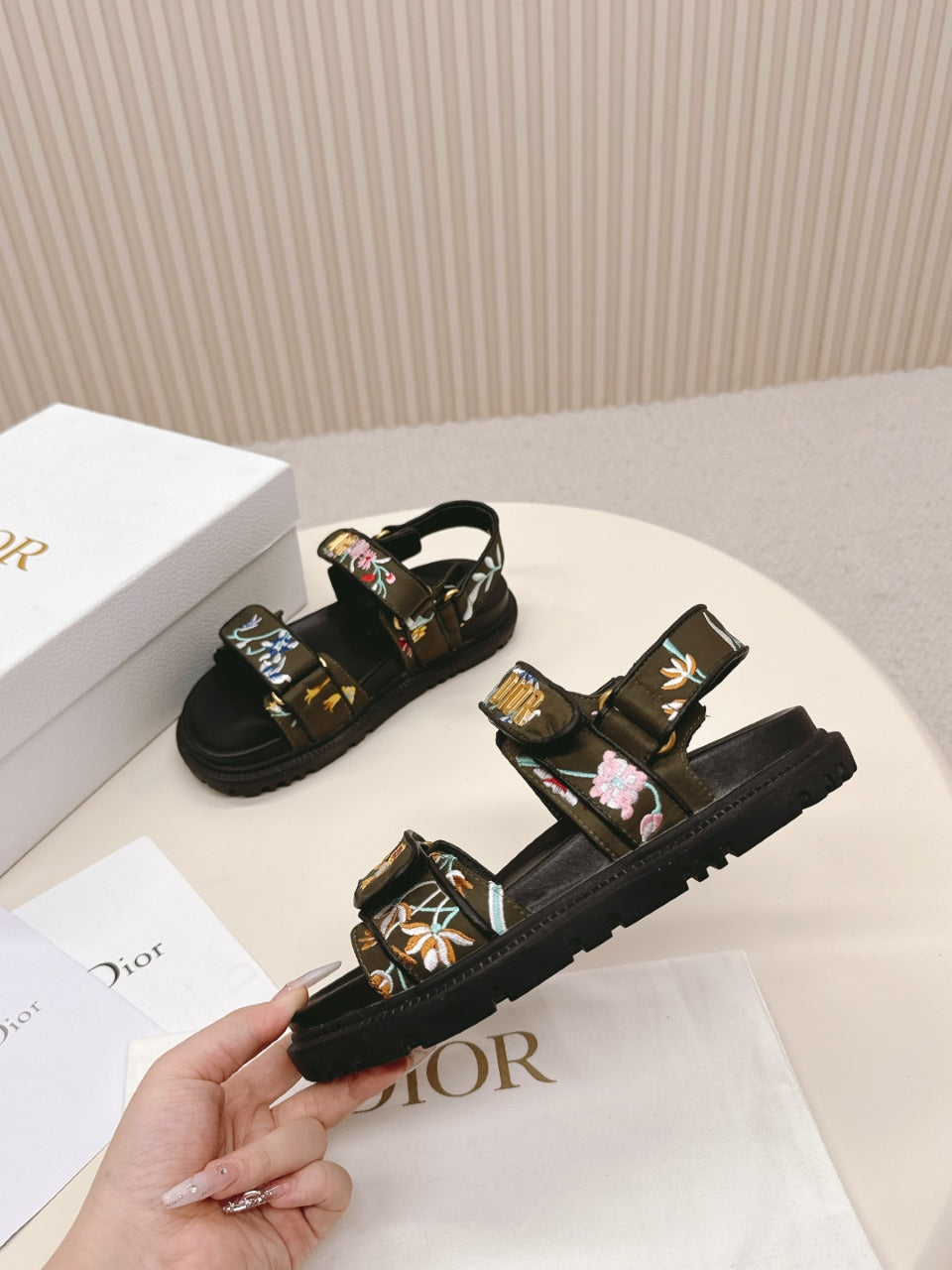 DIOR BACK-STRAP SANDALS 25S IN MOSS GREEN AND BLACK CALFSKIN EMBROIDERED WITH PETITES FLEURS