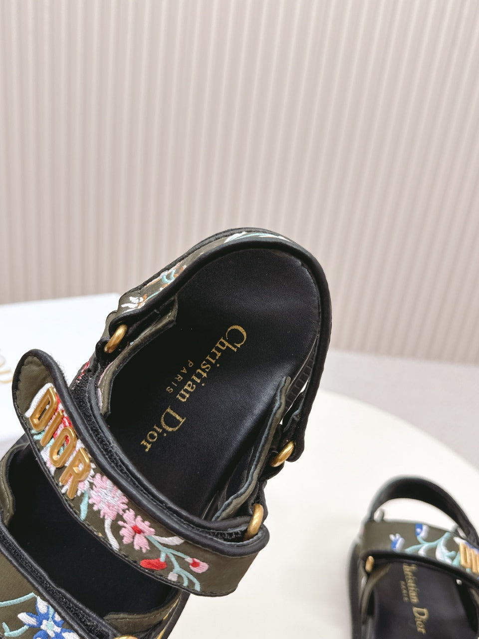 DIOR BACK-STRAP SANDALS 25S IN MOSS GREEN AND BLACK CALFSKIN EMBROIDERED WITH PETITES FLEURS