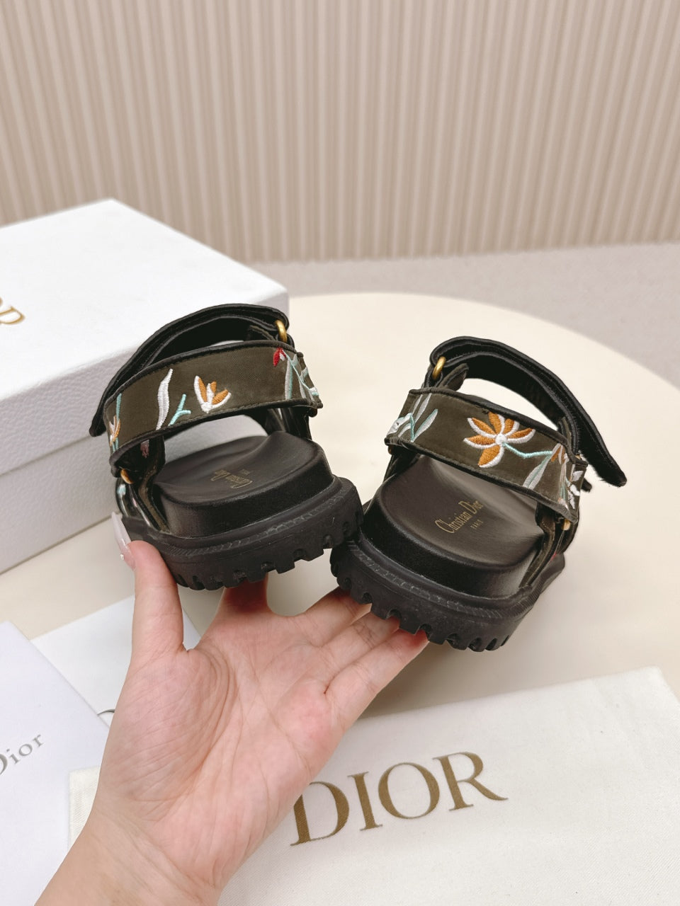 DIOR BACK-STRAP SANDALS 25S IN MOSS GREEN AND BLACK CALFSKIN EMBROIDERED WITH PETITES FLEURS