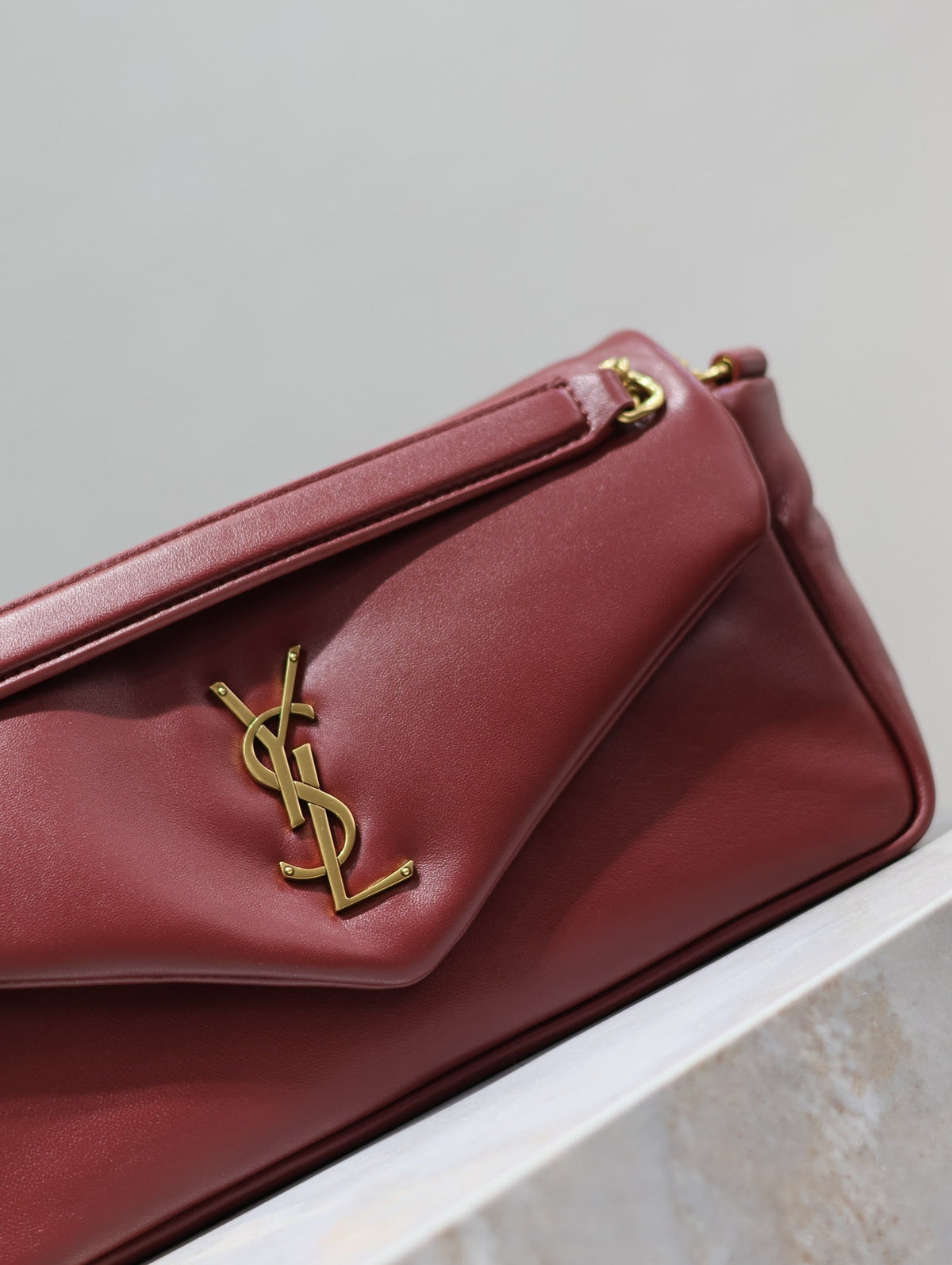 YSL 25S CALYPSO HANDBAG 26 IN BURGUNDY LAMBSKIN GOLD HARDWRE