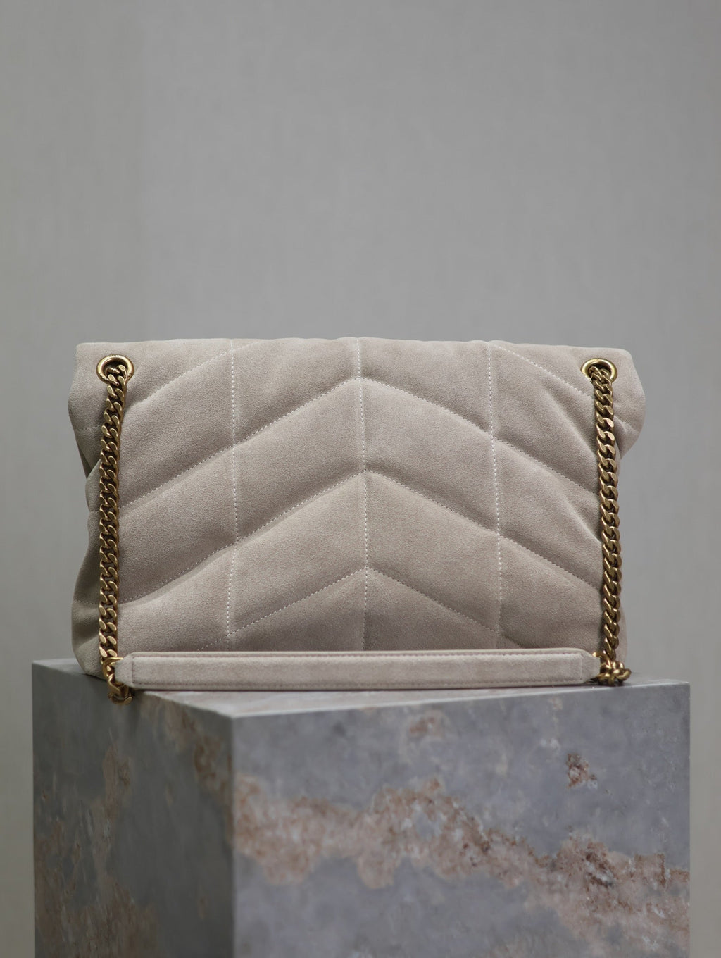 YSL 25S LOULOU PUFFER GM 35 IN SMOKEY TAUPE SUEDE GOLD HARDWARE