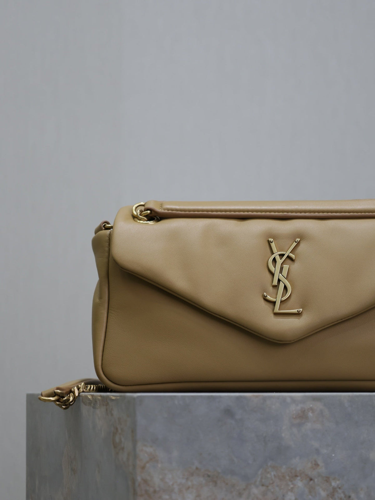 YSL 25S CALYPSO HANDBAG 26 IN LIGHT BROWN LAMBSKIN GOLD HARDWRE