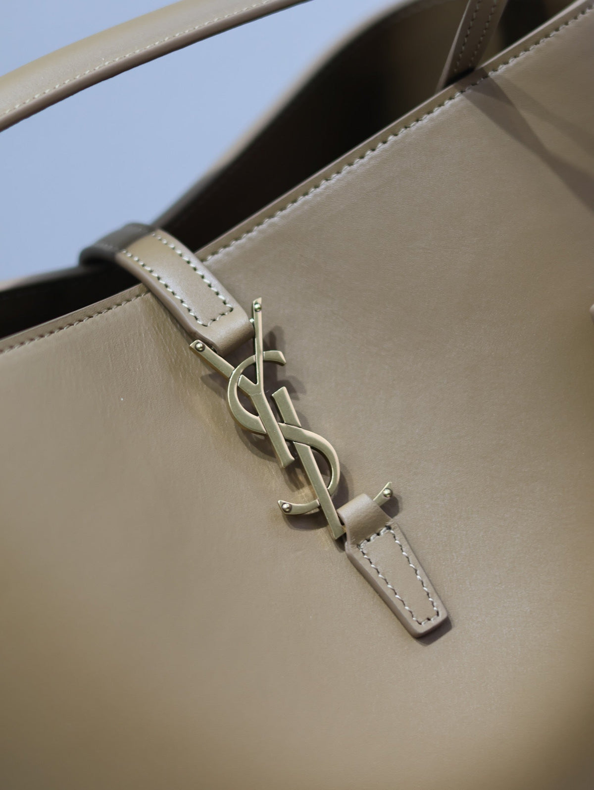 YSL 25S LE 5 À 7 BAG 26 IN BROWN CALFSKIN GOLD HARDWRE
