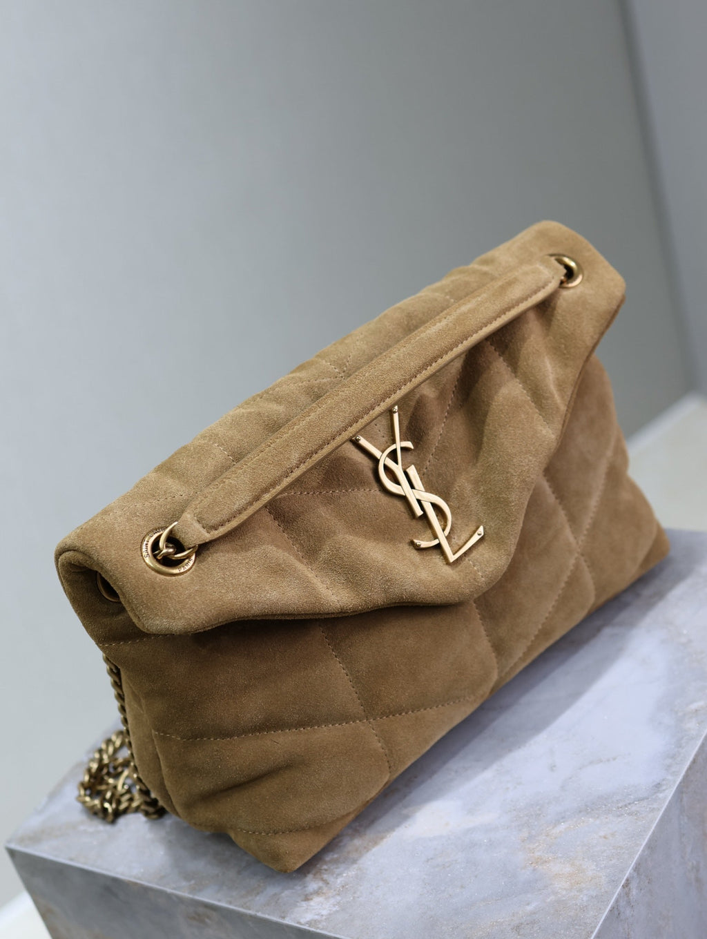 YSL 25S LOULOU PUFFER MM 29 IN TAN BROWN SUEDE GOLD HARDWARE